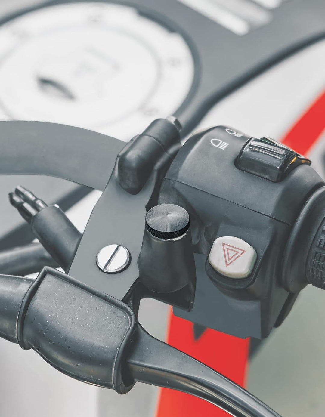 CNC M10 Spiegelschrauben für Motorrad (1 Paar)