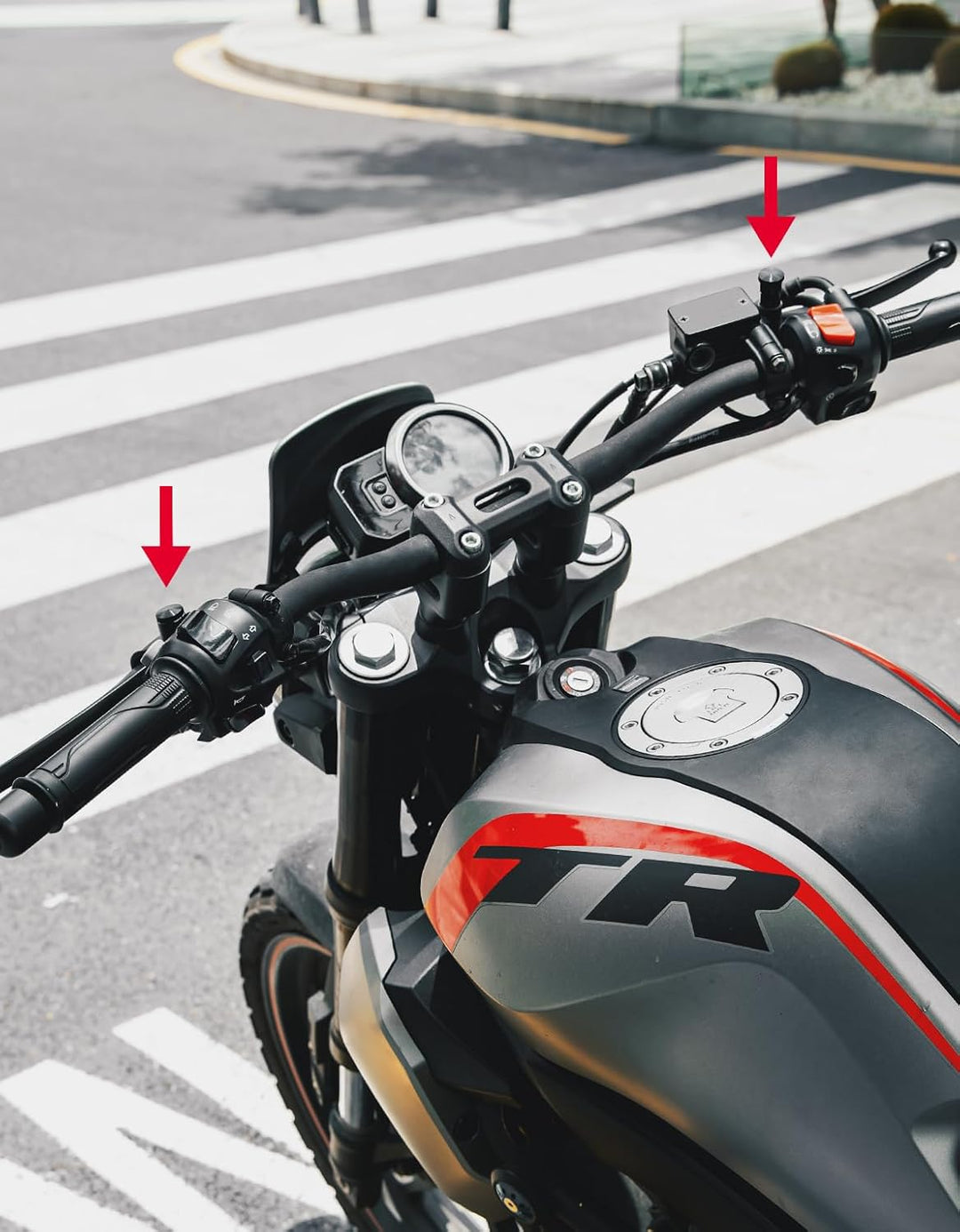 CNC M10 Spiegelschrauben für Motorrad (1 Paar)